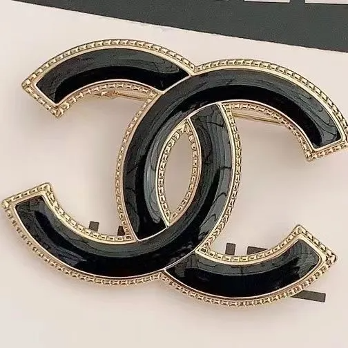 CC Black/White