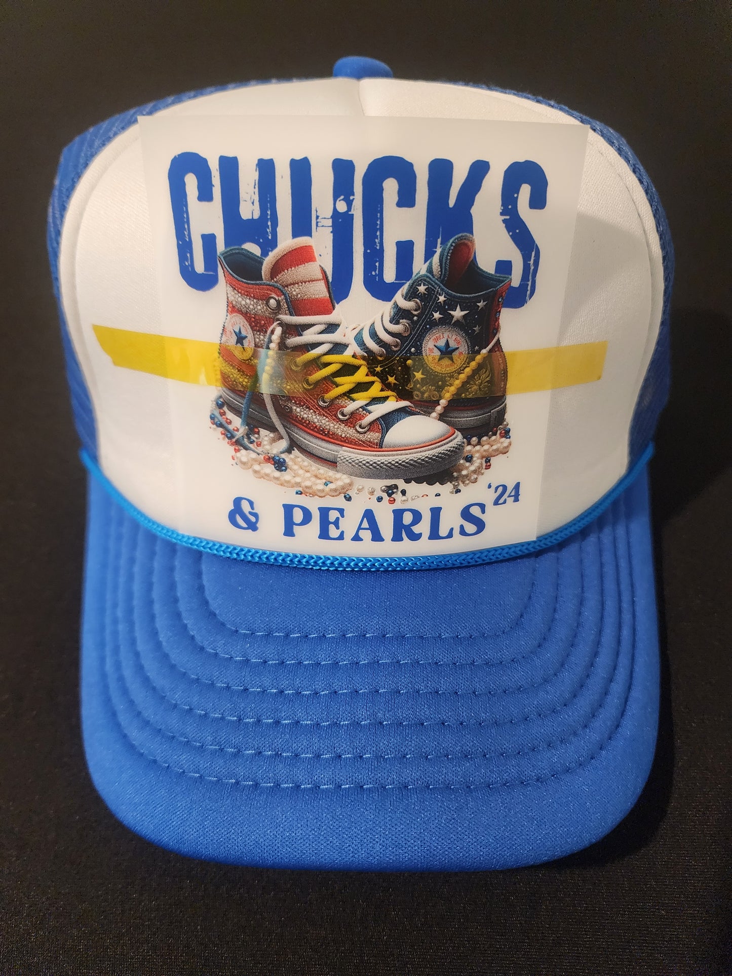 Chuck & Pearls (Blue)