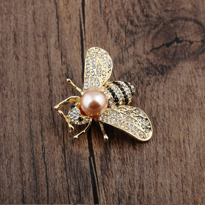 Luxury Bee Pearl Brooch