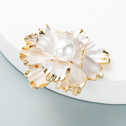 Pearl Flower Brooch