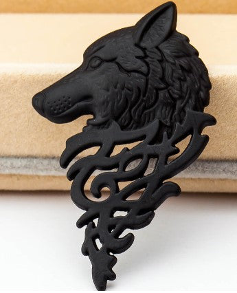 Domineering Wolf Head Pin